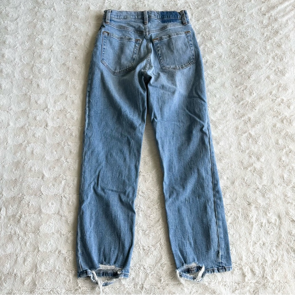 Abercrombie Jeans Womens 26 Blue Ankle Straight Ultra High Rise Distressed Med - Picture 3 of 11